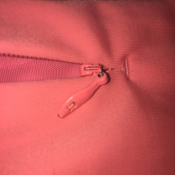 Lululemon Coral Salmon Speed Up Shorts Size 8. - Picture 7 of 13